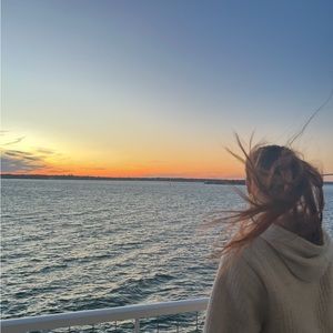 Meet your Posher, Grace